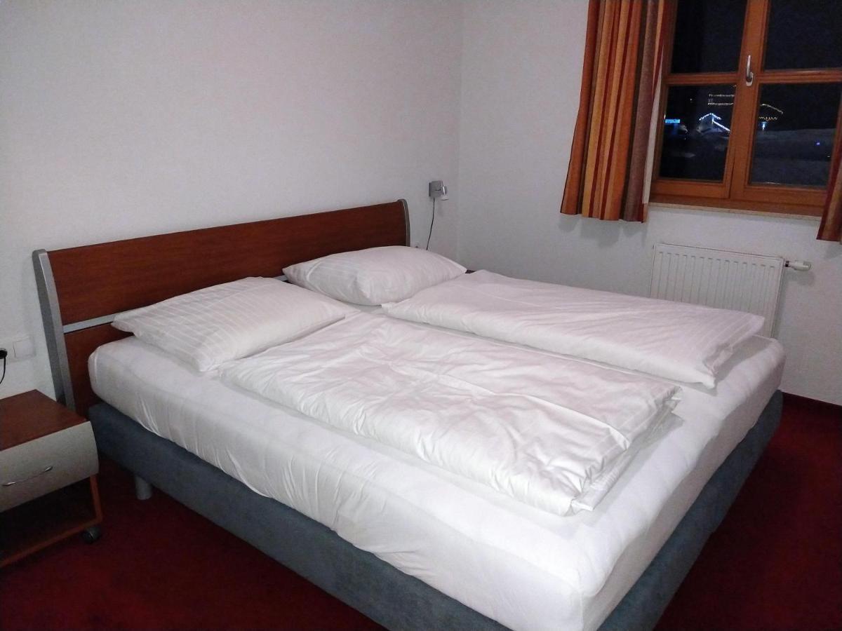 Chalet Zur Rose Appartement Berwang Buitenkant foto