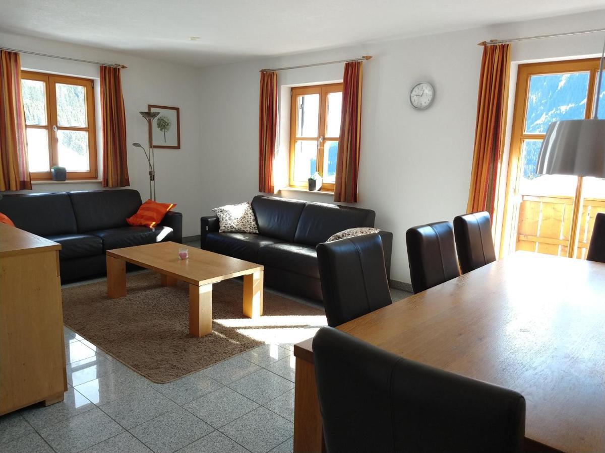 Chalet Zur Rose Appartement Berwang Buitenkant foto