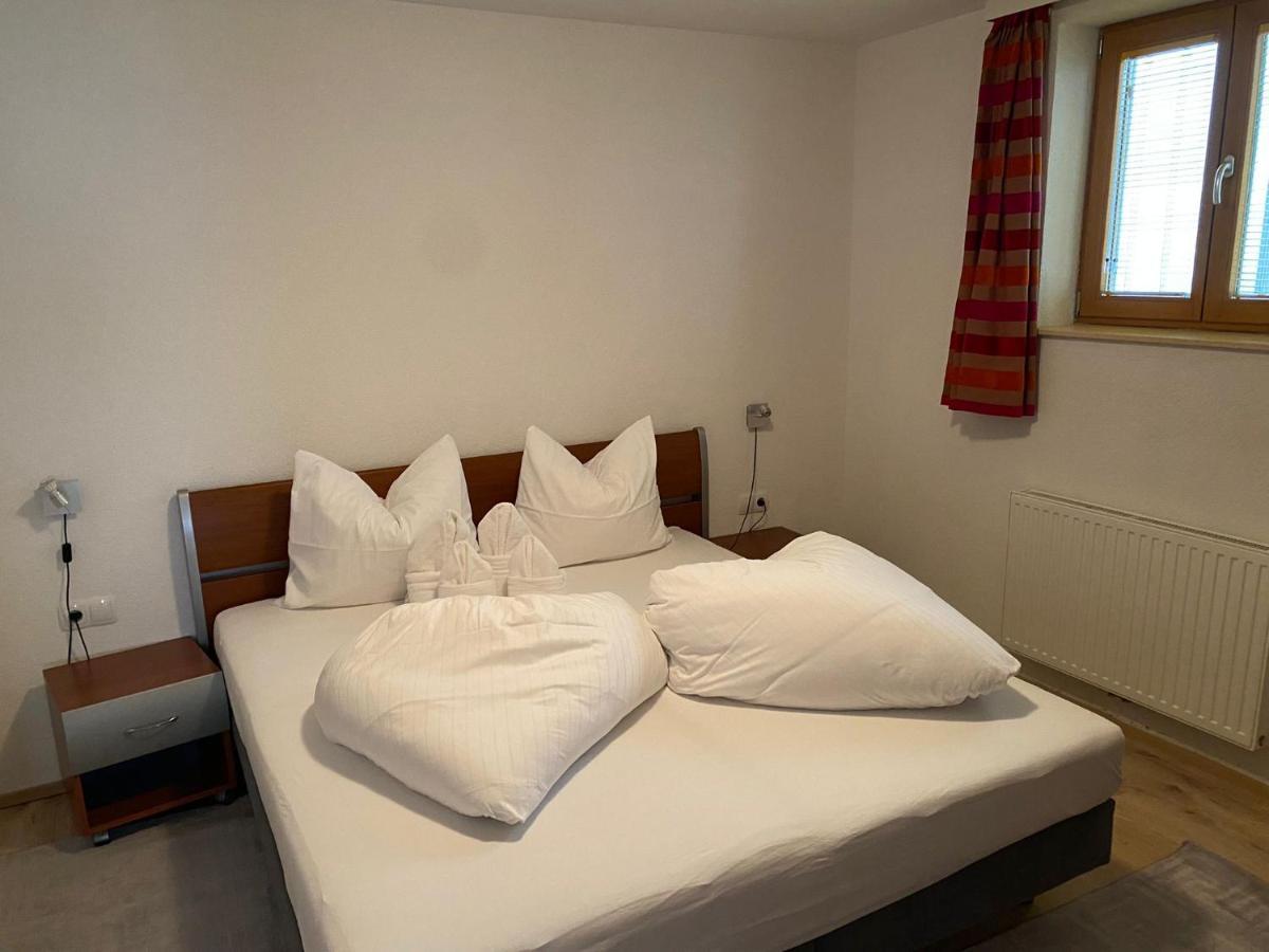 Chalet Zur Rose Appartement Berwang Buitenkant foto